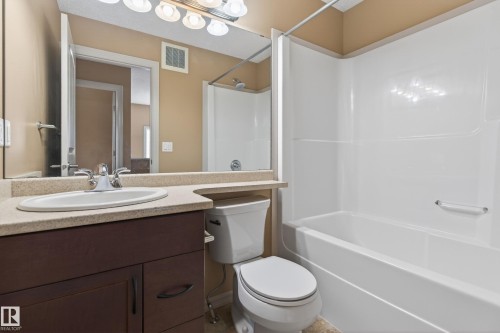 5636 18 Avenue Sw, Edmonton, AB 