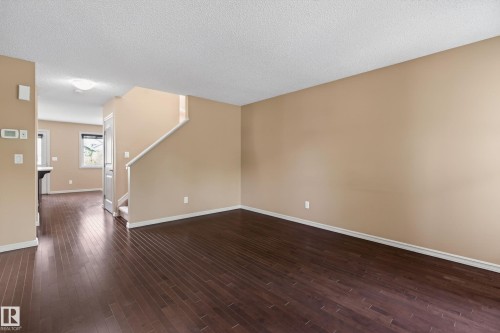 5636 18 Avenue Sw, Edmonton, AB 