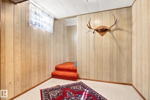 16111 88A Avenue Nw, Edmonton, AB - Indoor Photo Showing Other Room