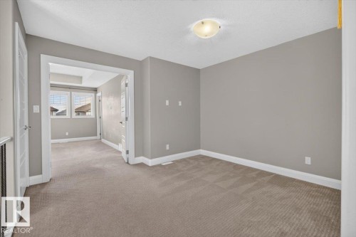 2005 15 Avenue Nw, Edmonton, AB - Indoor Photo Showing Other Room