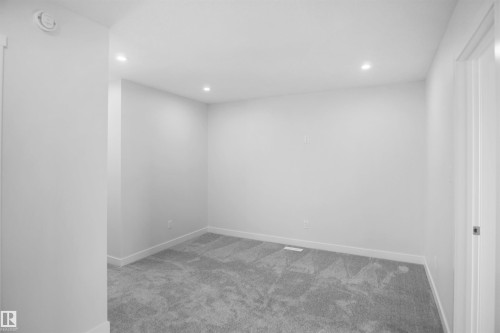 106 Juniper Wynd, Fort Saskatchewan, AB - Indoor Photo Showing Other Room