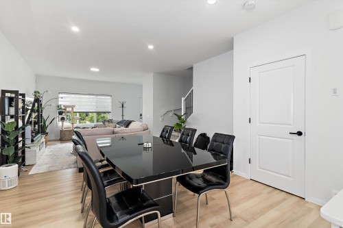 17818 70A Street Nw, Edmonton, AB - Indoor