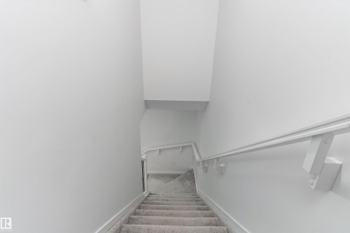17818 70A Street Nw, Edmonton, AB - Indoor With Storage