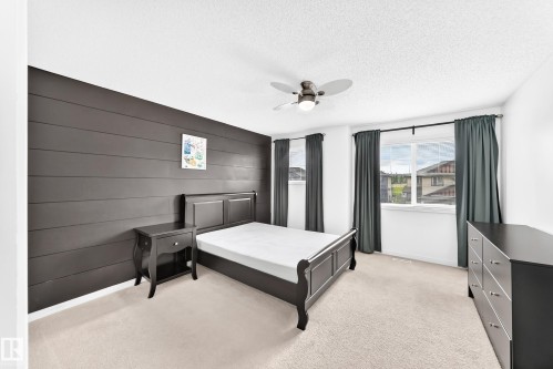 3920 6 Street Nw, Edmonton, AB - Indoor Photo Showing Bedroom