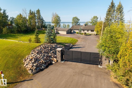 139 Silver Beach Road, Rural Wetaskiwin County, AB - Outdoor