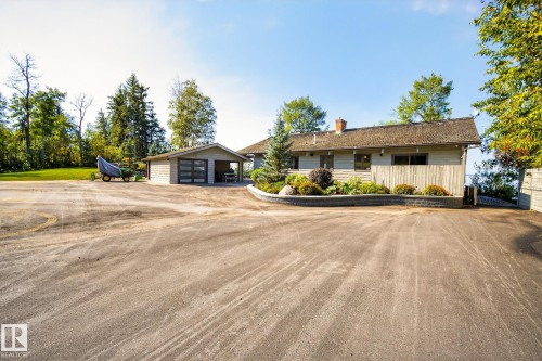 139 Silver Beach Road, Rural Wetaskiwin County, AB - Outdoor