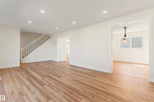 9328 168 Street Nw, Edmonton, AB - Indoor Photo Showing Other Room