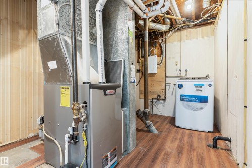 9328 168 Street Nw, Edmonton, AB - Indoor Photo Showing Basement
