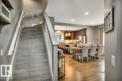 8423 23 Avenue Sw, Edmonton, AB - Indoor Photo Showing Dining Room