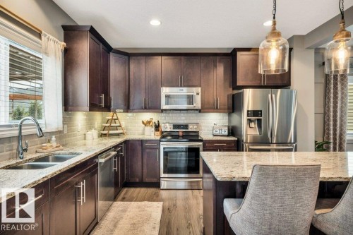 8423 23 Avenue Sw, Edmonton, AB - Indoor Photo Showing Kitchen With Double Sink With Upgraded Kitchen