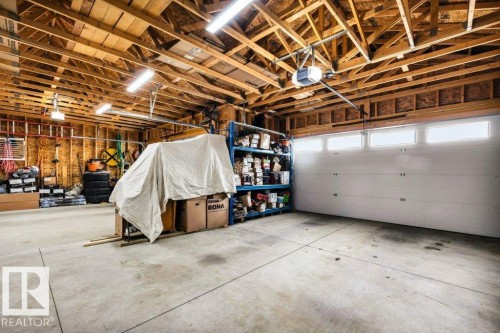 8423 23 Avenue Sw, Edmonton, AB - Indoor Photo Showing Garage
