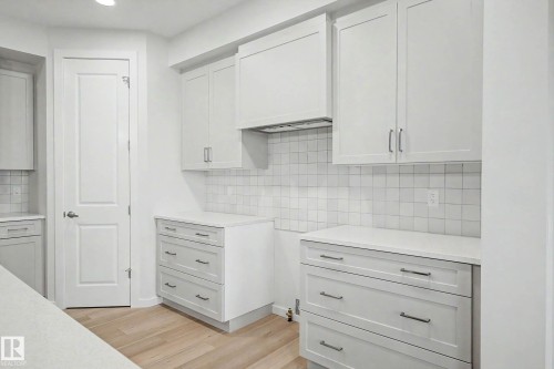 5435 Hawthorn Run Sw, Edmonton, AB - Indoor
