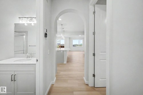 5435 Hawthorn Run Sw, Edmonton, AB - Indoor