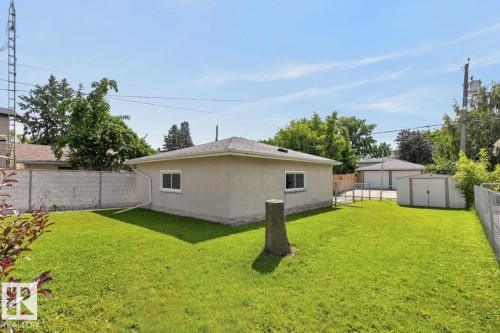 9419 65 Avenue Nw, Edmonton, AB - Outdoor With Backyard