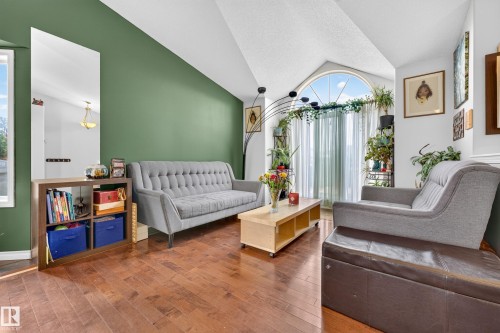 3619 31 Street Nw, Edmonton, AB - Indoor