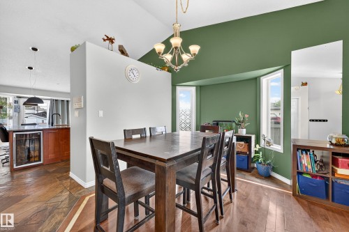 3619 31 Street Nw, Edmonton, AB - Indoor Photo Showing Dining Room
