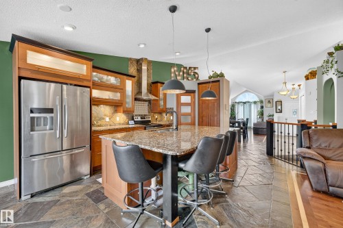 3619 31 Street Nw, Edmonton, AB - Indoor