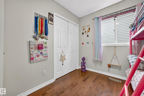 3619 31 Street Nw, Edmonton, AB - Indoor