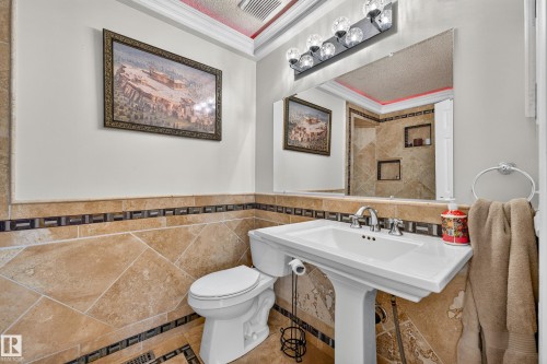 3619 31 Street Nw, Edmonton, AB - Indoor Photo Showing Bathroom