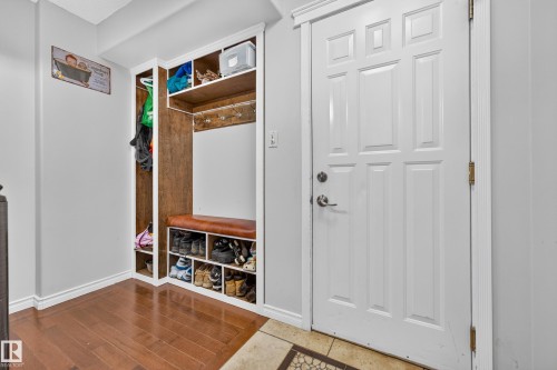 3619 31 Street Nw, Edmonton, AB - Indoor Photo Showing Other Room