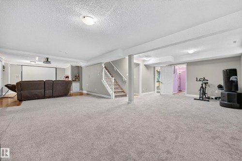 3619 31 Street Nw, Edmonton, AB - Indoor