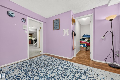 3619 31 Street Nw, Edmonton, AB - Indoor Photo Showing Other Room