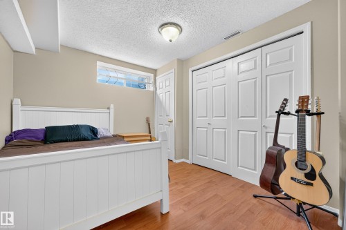 3619 31 Street Nw, Edmonton, AB - Indoor Photo Showing Bedroom