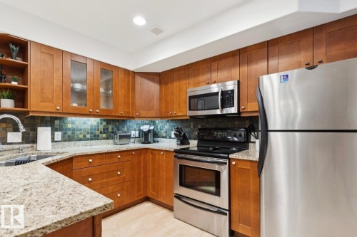 11030 122 Street Nw, Edmonton, AB 