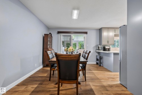 #6 25012 Sturgeon Rd, Rural Sturgeon County, AB - Indoor Photo Showing Dining Room