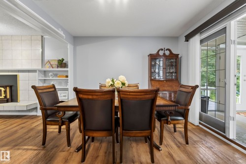 #6 25012 Sturgeon Rd, Rural Sturgeon County, AB - Indoor Photo Showing Dining Room