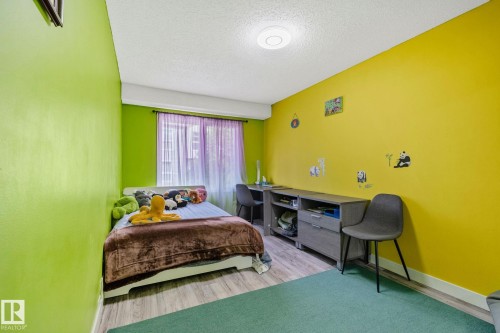 41 Akinsdale Gardens, St. Albert, AB - Indoor Photo Showing Bedroom