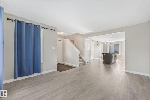 1251 163 Street Sw, Edmonton, AB - Indoor Photo Showing Other Room