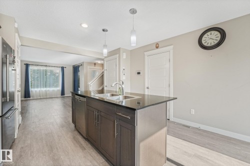 1251 163 Street Sw, Edmonton, AB - Indoor Photo Showing Kitchen With Double Sink With Upgraded Kitchen