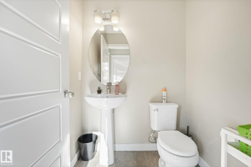 1251 163 Street Sw, Edmonton, AB - Indoor Photo Showing Bathroom