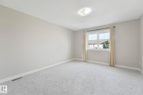 1251 163 Street Sw, Edmonton, AB - Indoor Photo Showing Other Room