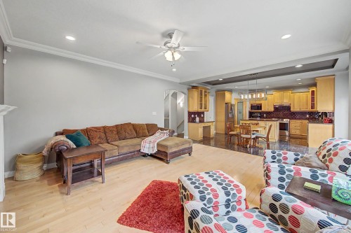 13608 160 Avenue Nw, Edmonton, AB - Indoor