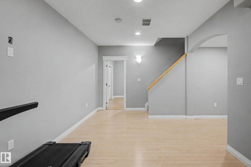 13608 160 Avenue Nw, Edmonton, AB - Indoor Photo Showing Other Room