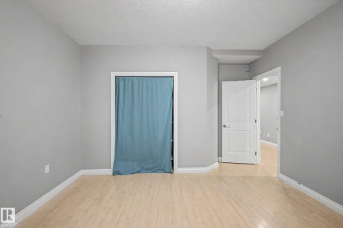 13608 160 Avenue Nw, Edmonton, AB - Indoor Photo Showing Other Room