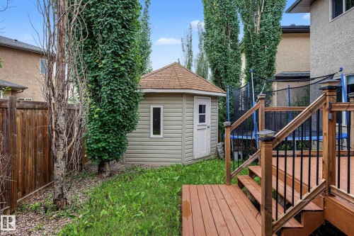 13608 160 Avenue Nw, Edmonton, AB - Outdoor
