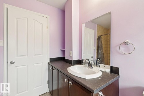 10151 71 Street Nw, Edmonton, AB - Indoor Photo Showing Bathroom