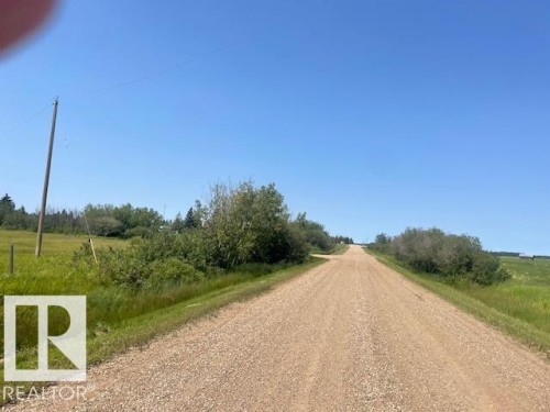 Image quality insufficient for description - Hwy 15 & Rr 185, Rural Lamont County, AB 