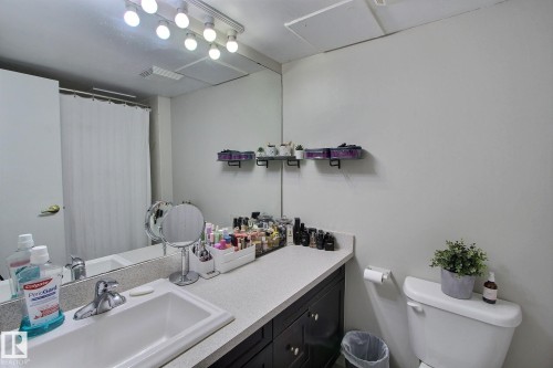#508 9918 101 St Nw, Edmonton, AB - Indoor Photo Showing Bathroom