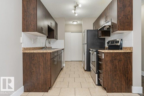 #209 14004 26 St Nw, Edmonton, AB - Indoor Photo Showing Kitchen