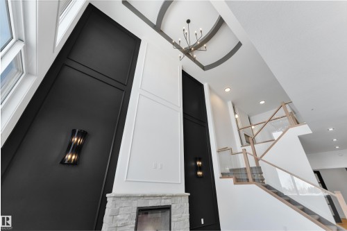 3 Grayson Green, Stony Plain, AB - Indoor Photo Showing Other Room