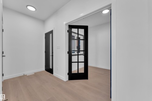 3 Grayson Green, Stony Plain, AB - Indoor Photo Showing Other Room