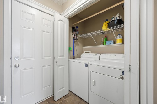 11543 11 Avenue Sw, Edmonton, AB - Indoor Photo Showing Laundry Room