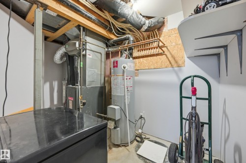 11543 11 Avenue Sw, Edmonton, AB - Indoor Photo Showing Basement