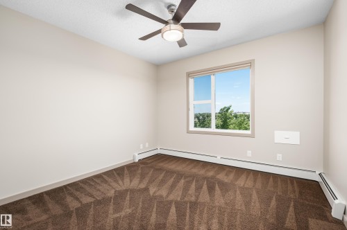 #323 320 Ambleside Link Li Sw, Edmonton, AB - Indoor Photo Showing Other Room