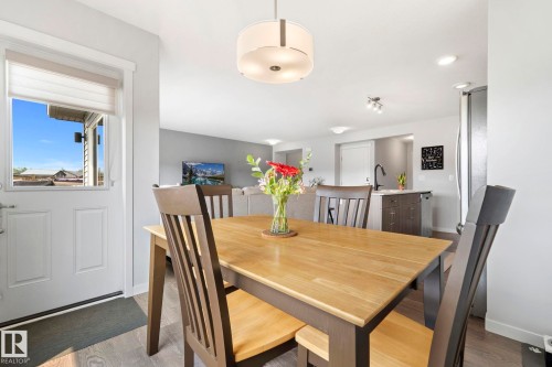 17308 49 Street Nw, Edmonton, AB - Indoor Photo Showing Dining Room