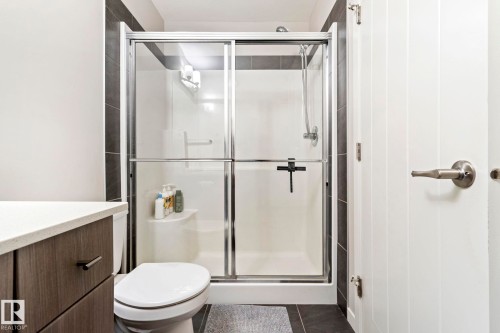 17308 49 Street Nw, Edmonton, AB - Indoor Photo Showing Bathroom